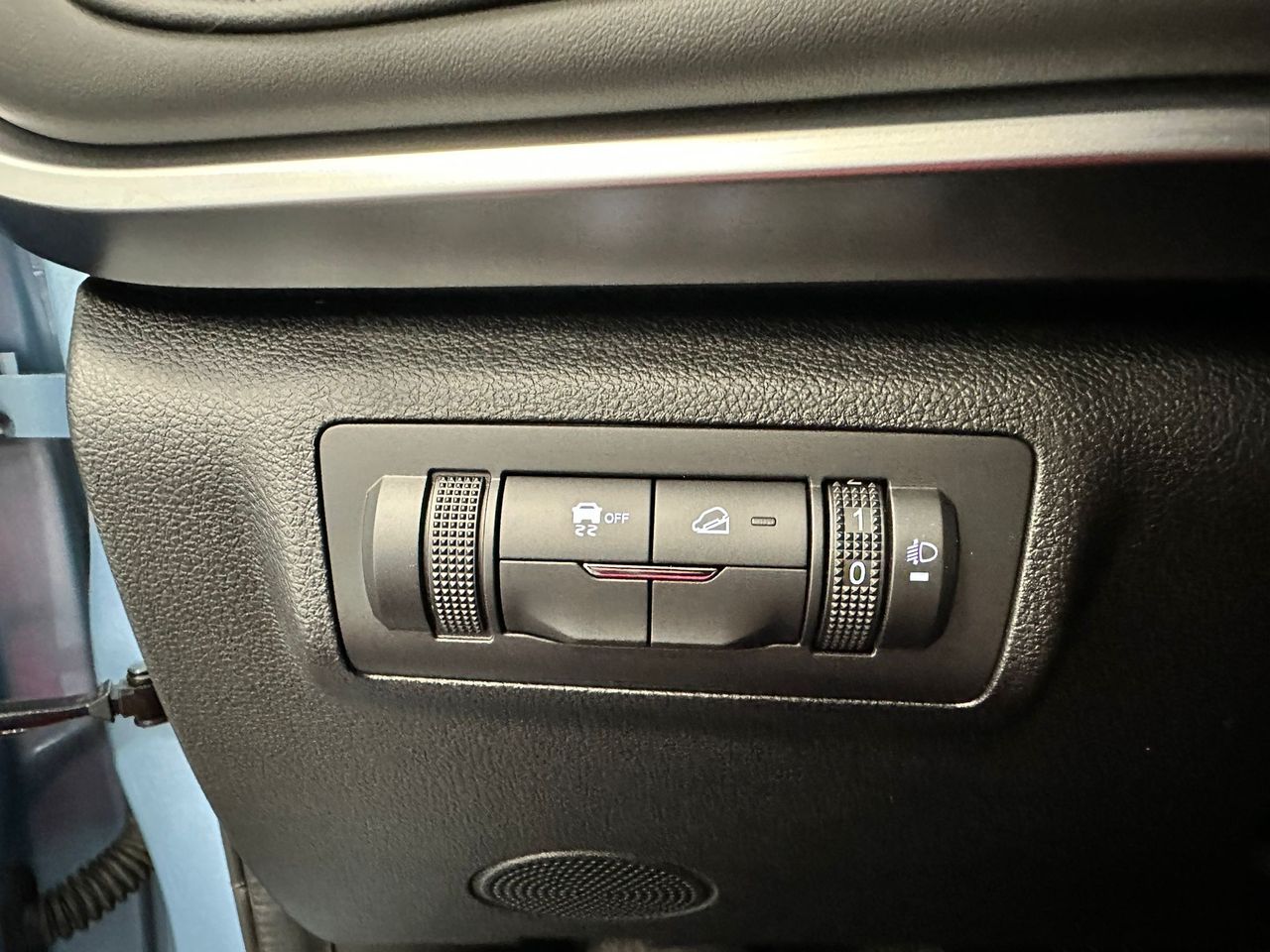 Foto DR Automobiles DR5 22