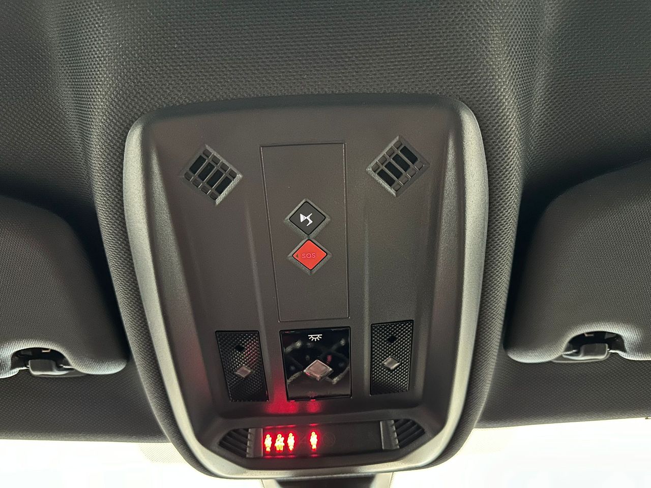 Foto DS Automobiles DS 3 Crossback 15
