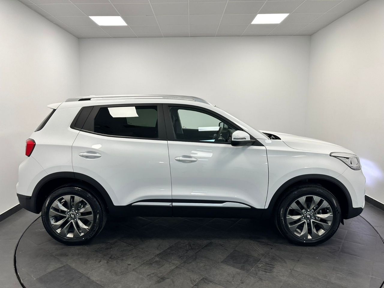 Foto DR Automobiles DR5 12