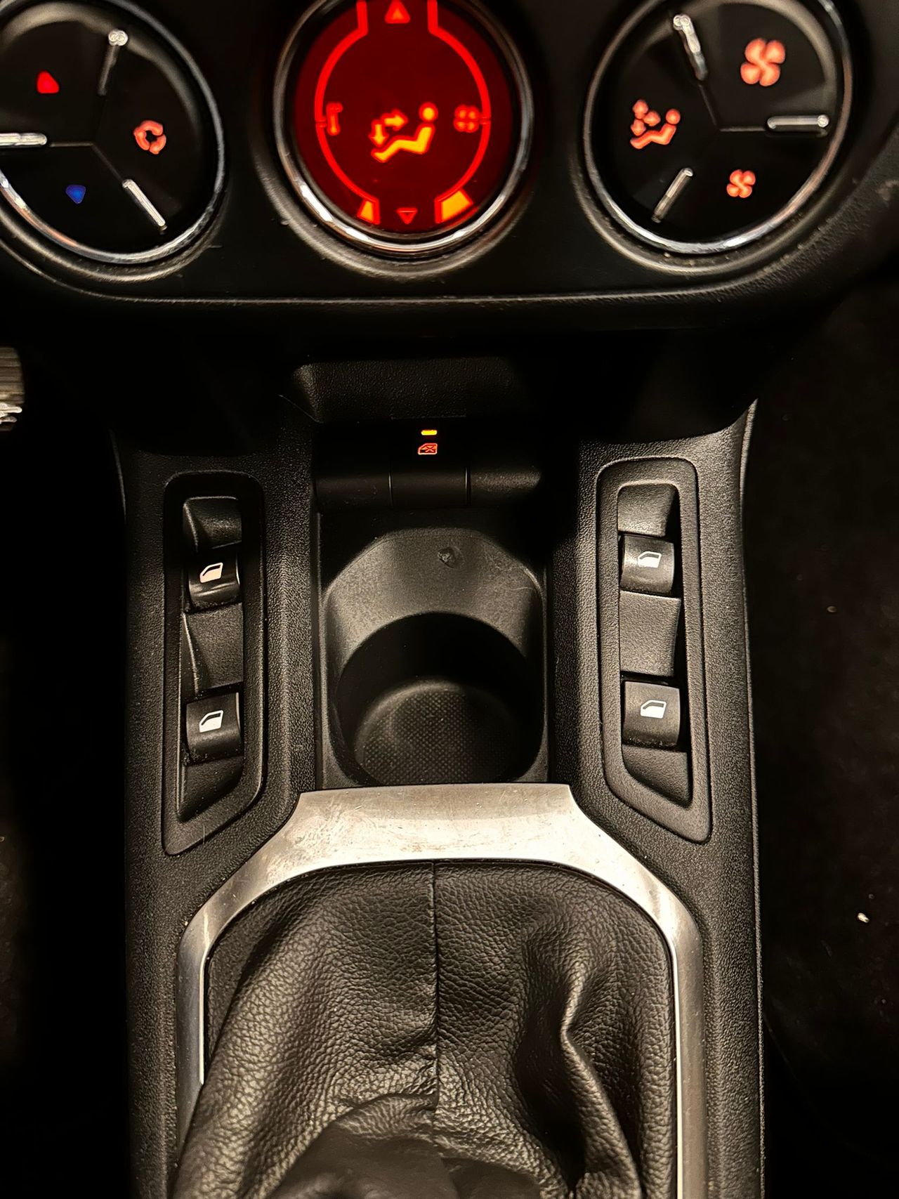 Foto Citroën C-Elysèe 22