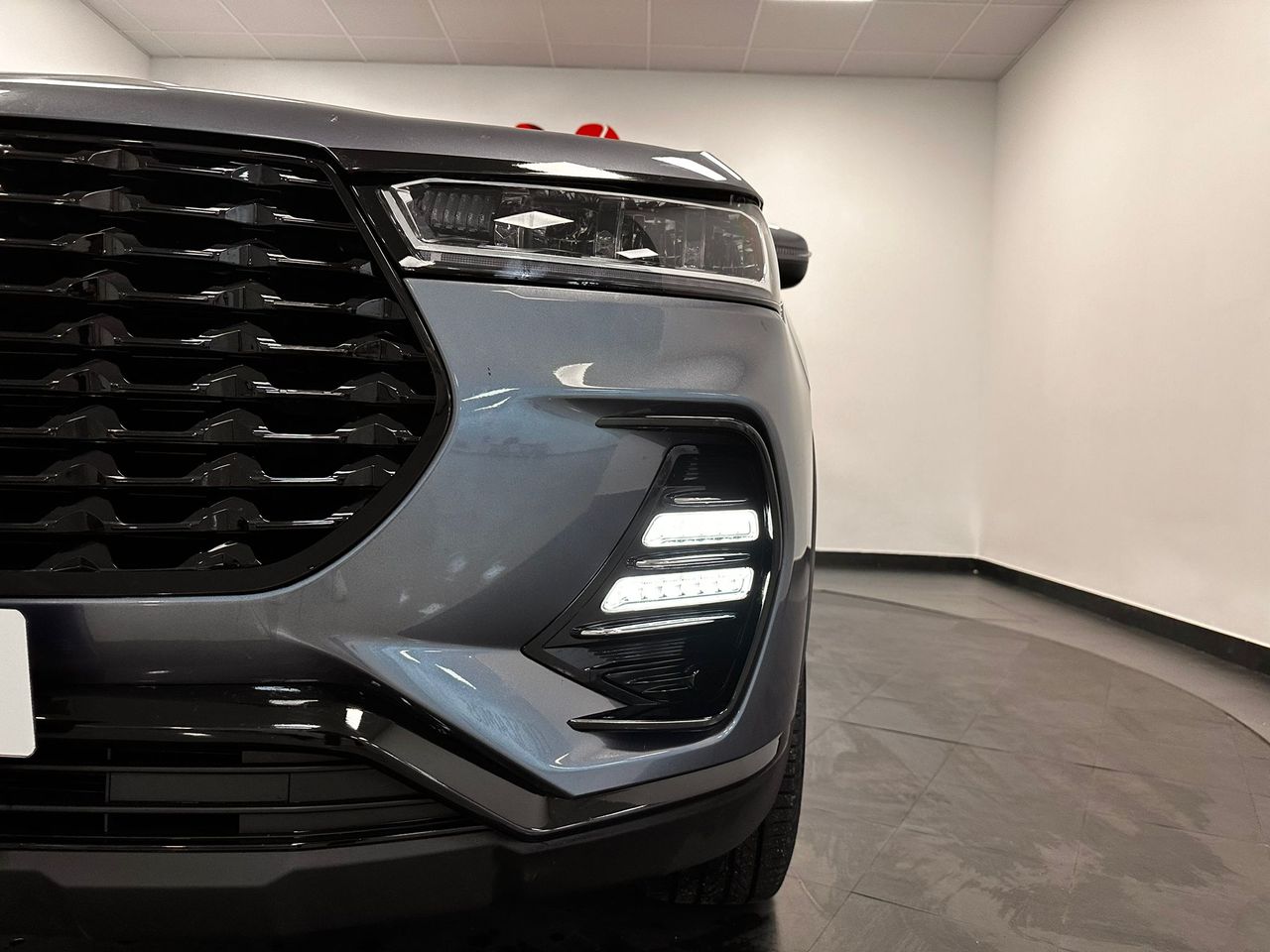 Foto DR Automobiles DR6 14