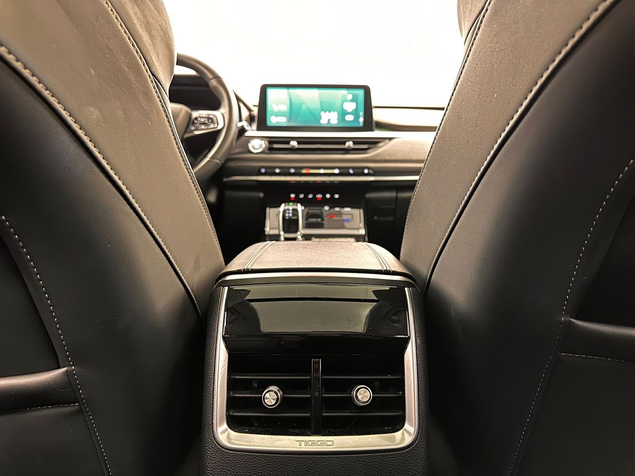 Foto DR Automobiles DR6 28
