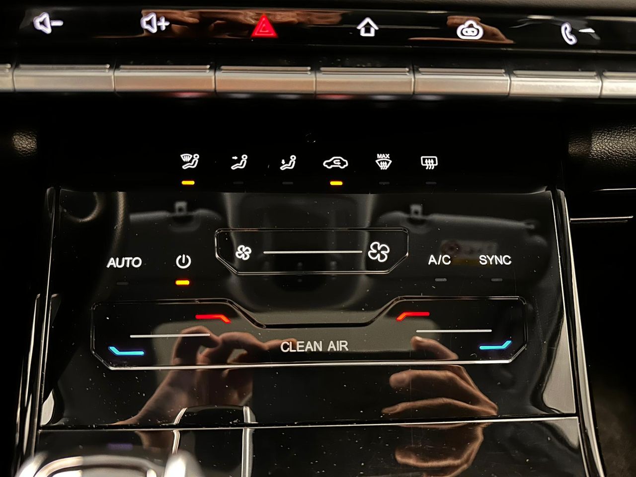 Foto DR Automobiles DR6 32