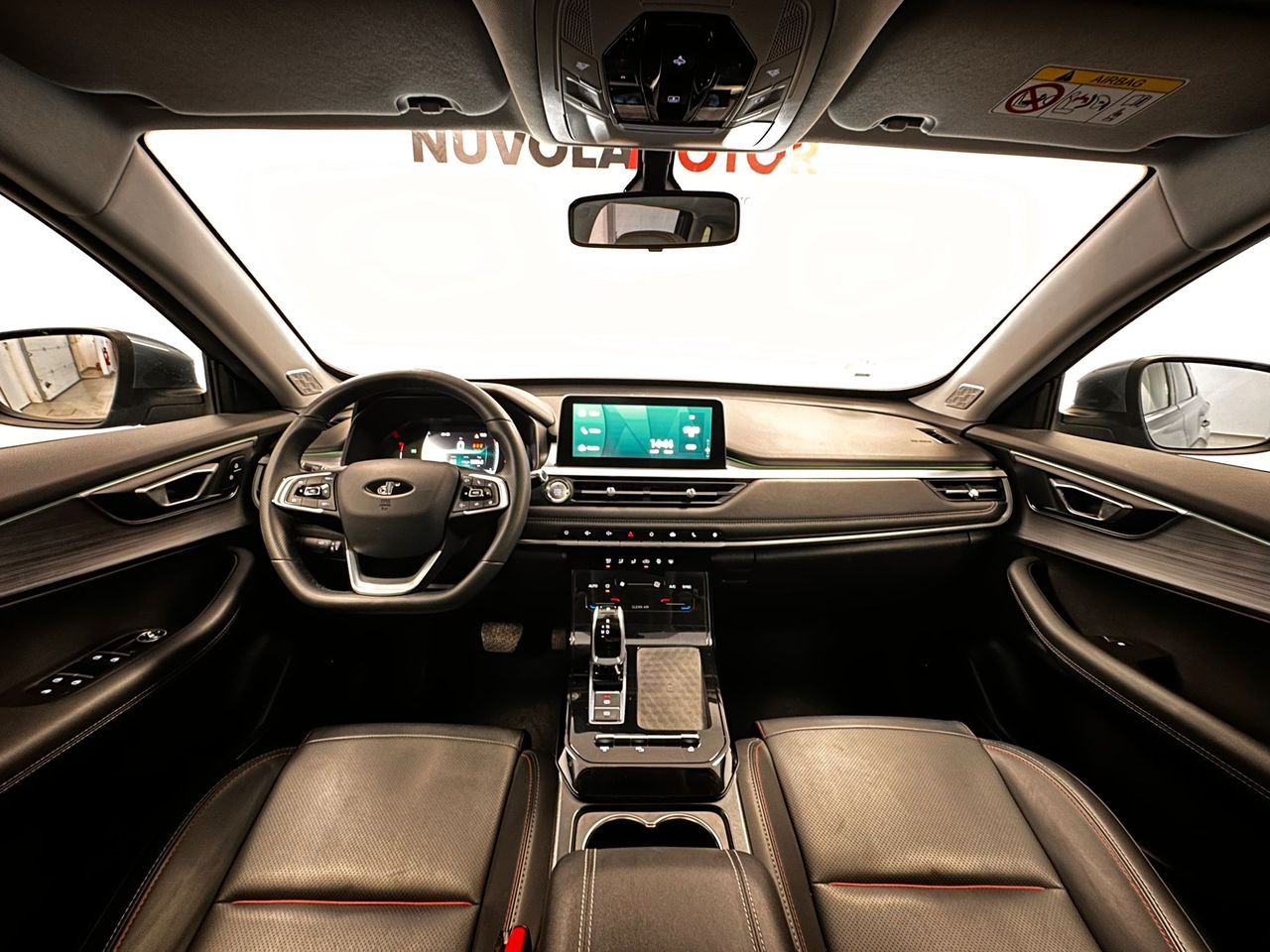 Foto DR Automobiles DR6 42