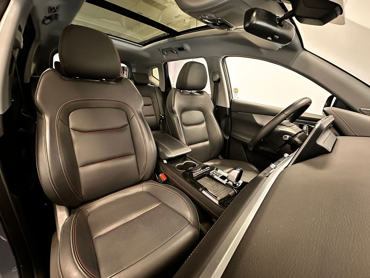 Foto DR Automobiles DR6 43