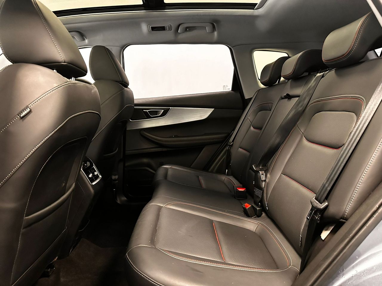 Foto DR Automobiles DR6 49