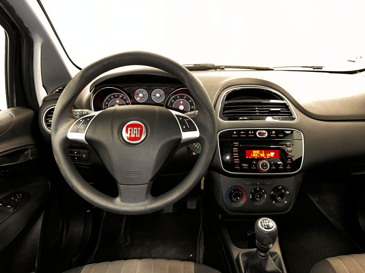 Foto Fiat Punto 8