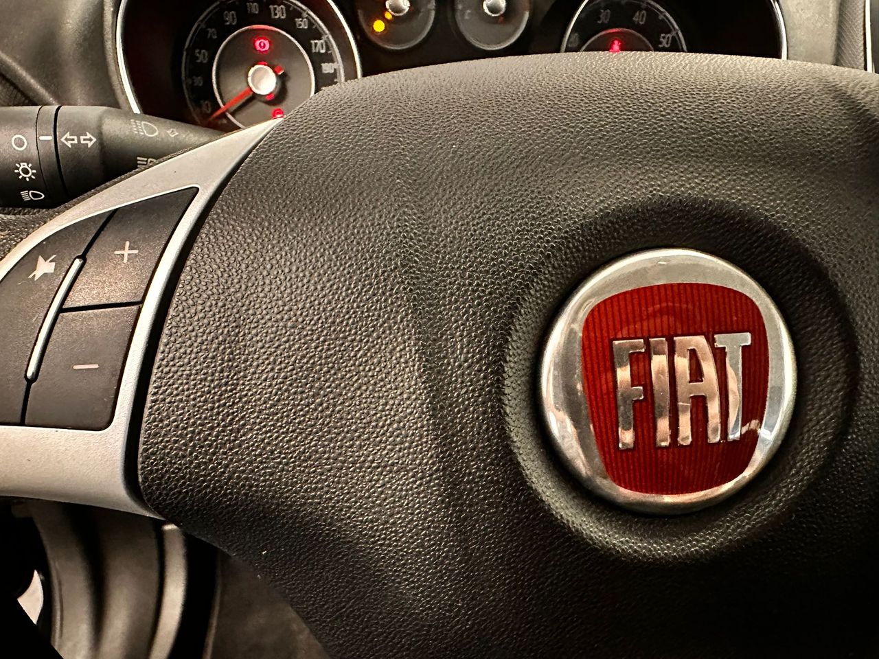Foto Fiat Punto 16