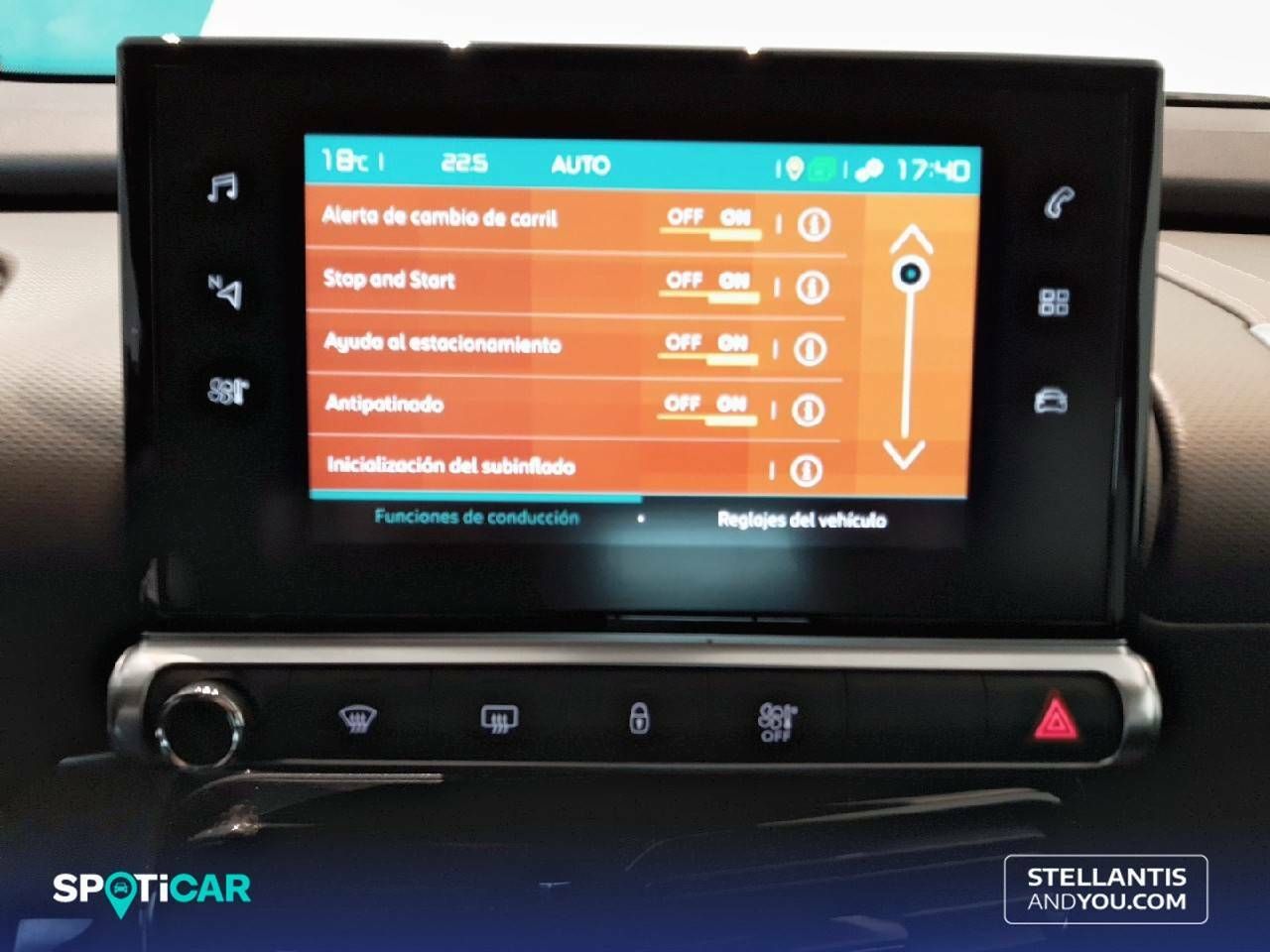 Foto Citroën C4 Cactus 15