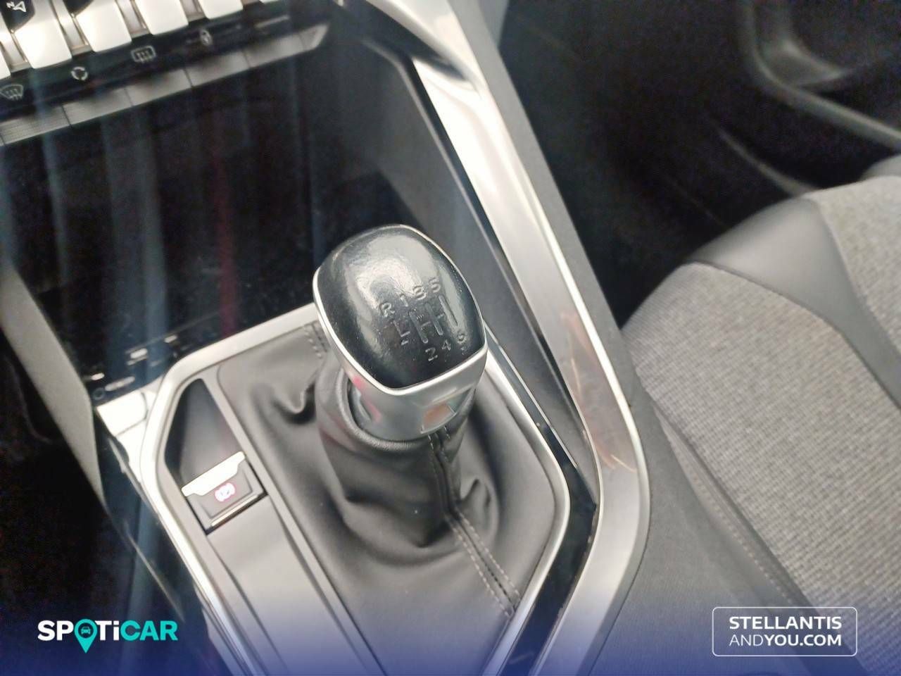 Foto Peugeot 3008 12