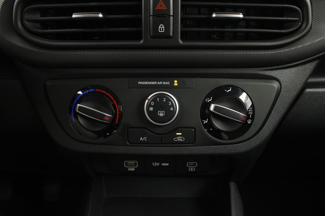 Foto Hyundai i10 11