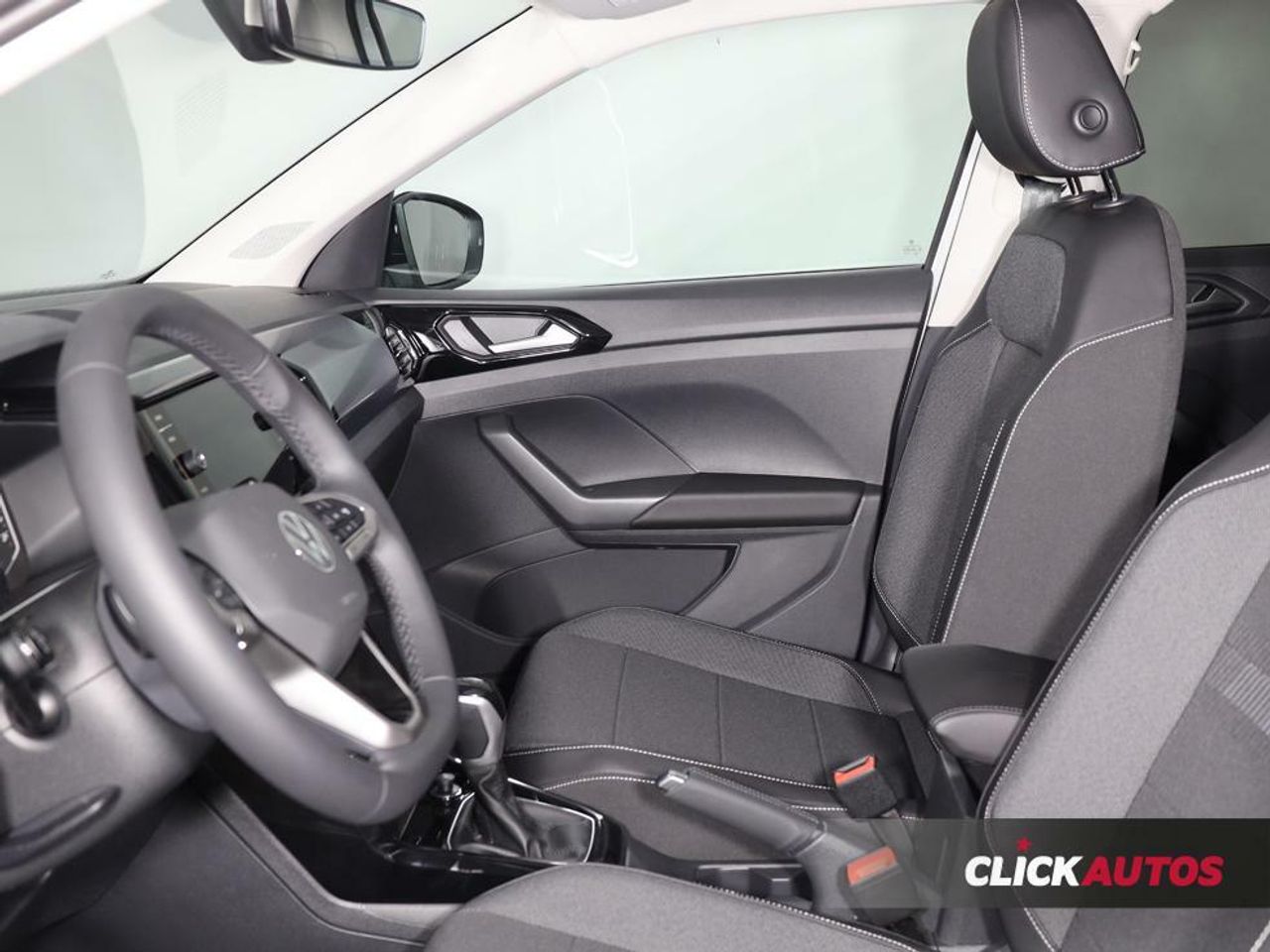 Foto Volkswagen T-Cross 16