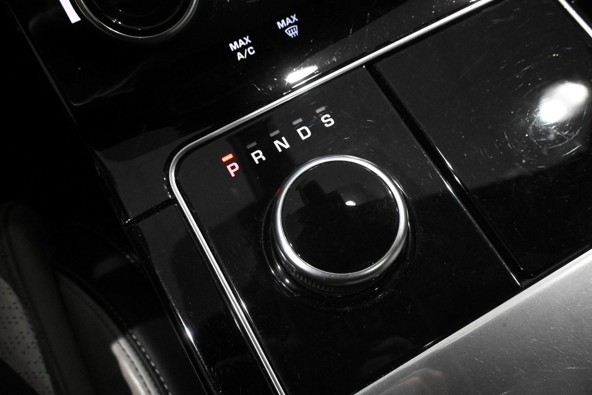Foto Land-Rover Range Rover Velar 25