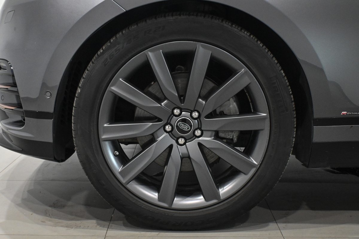 Foto Land-Rover Range Rover Velar 38