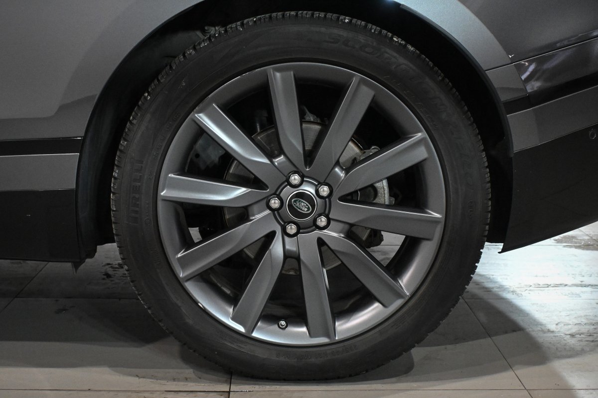 Foto Land-Rover Range Rover Velar 39