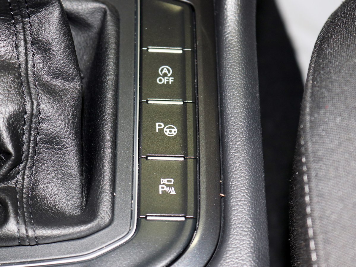 Foto Volkswagen Tiguan 24