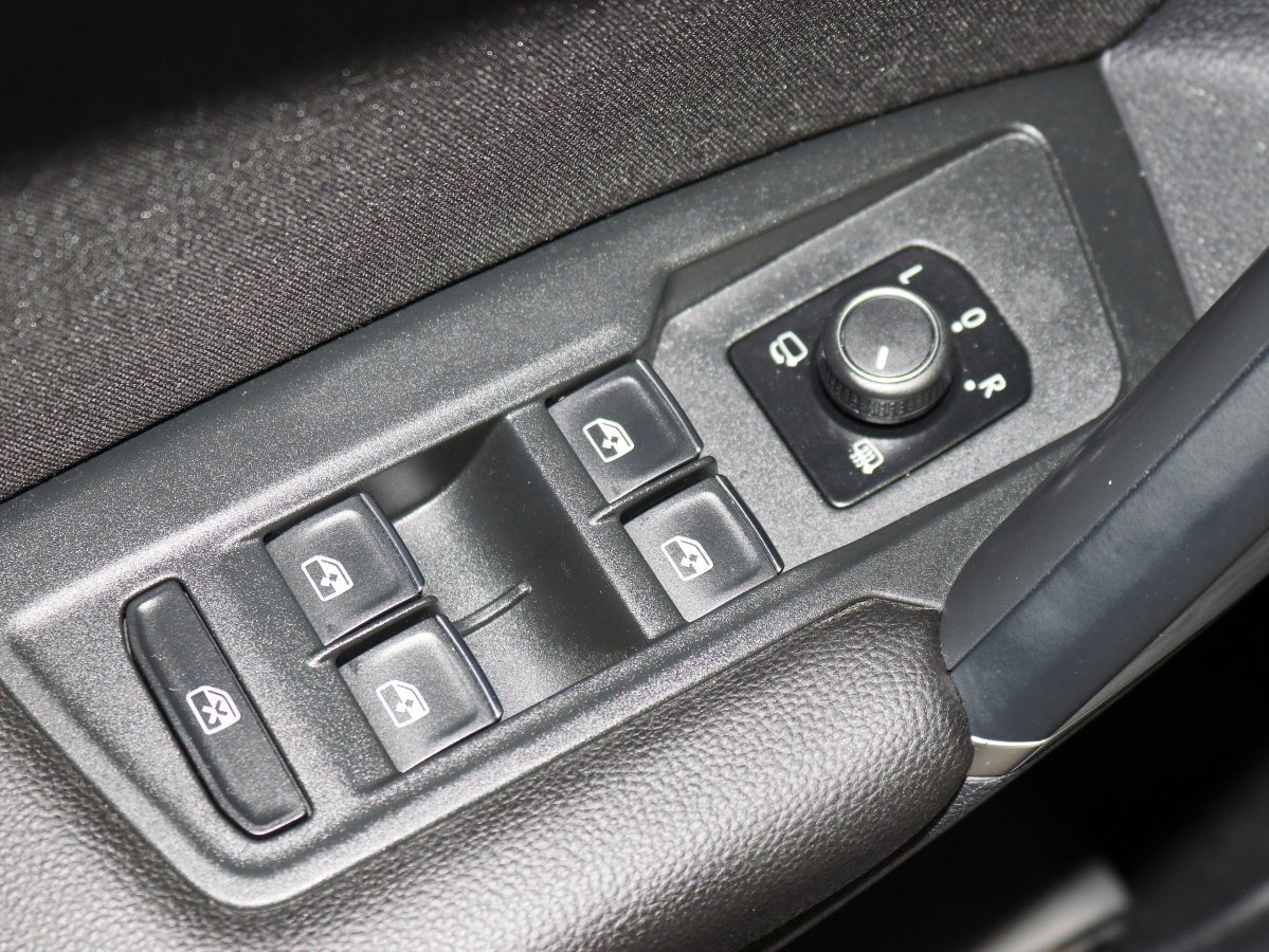 Foto Volkswagen Tiguan 28