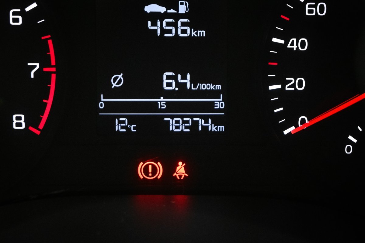 Foto Kia Stonic 12