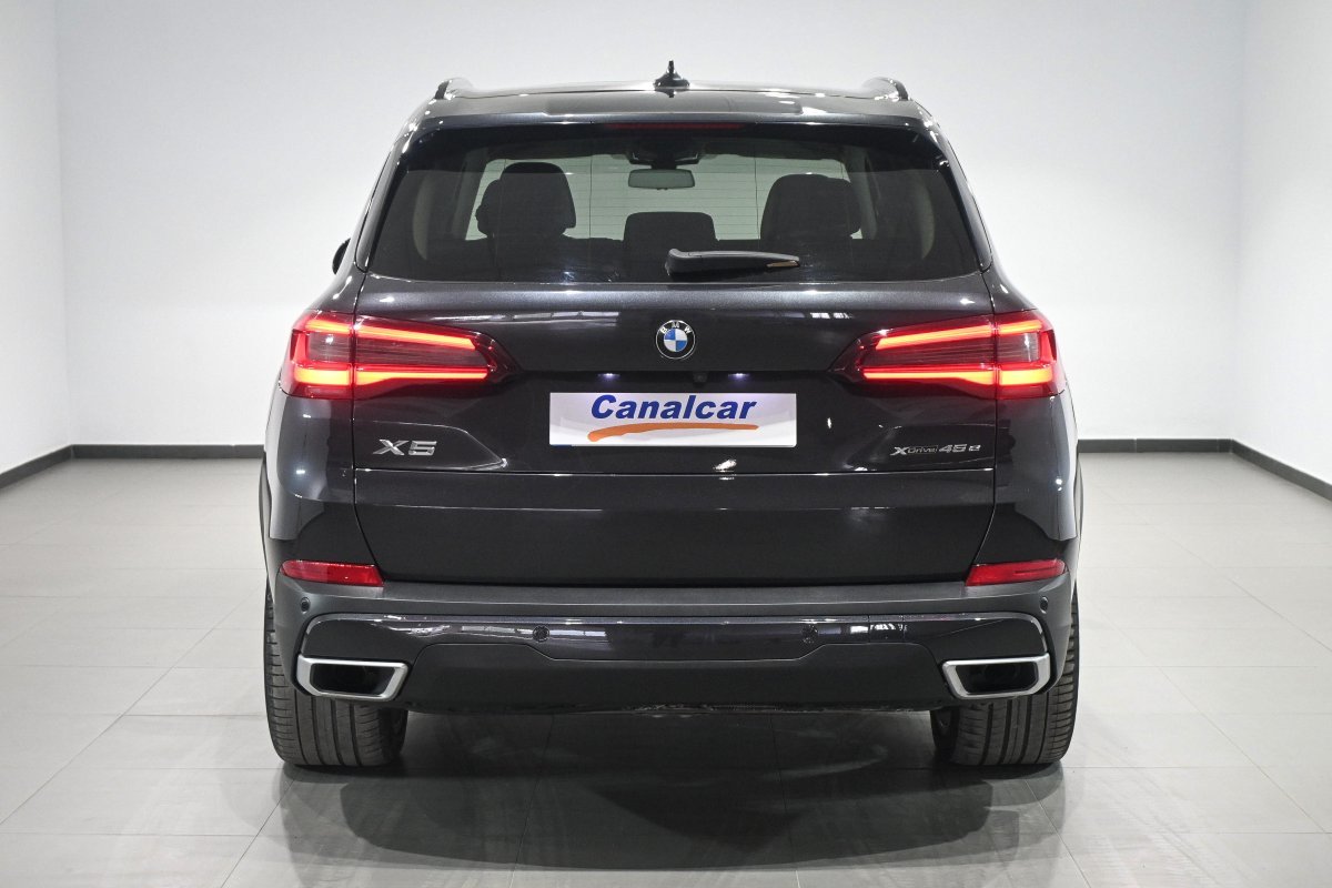 Foto BMW X5 4