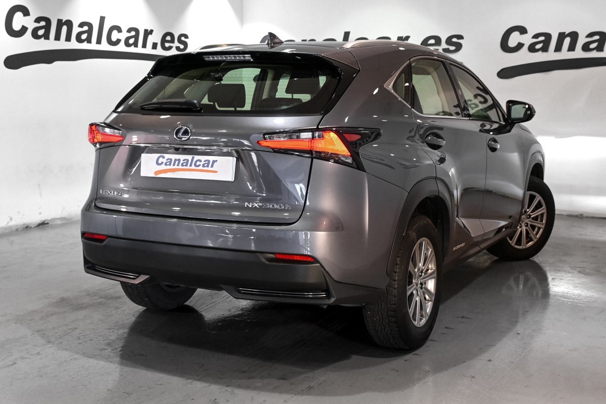 Foto Lexus NX 4