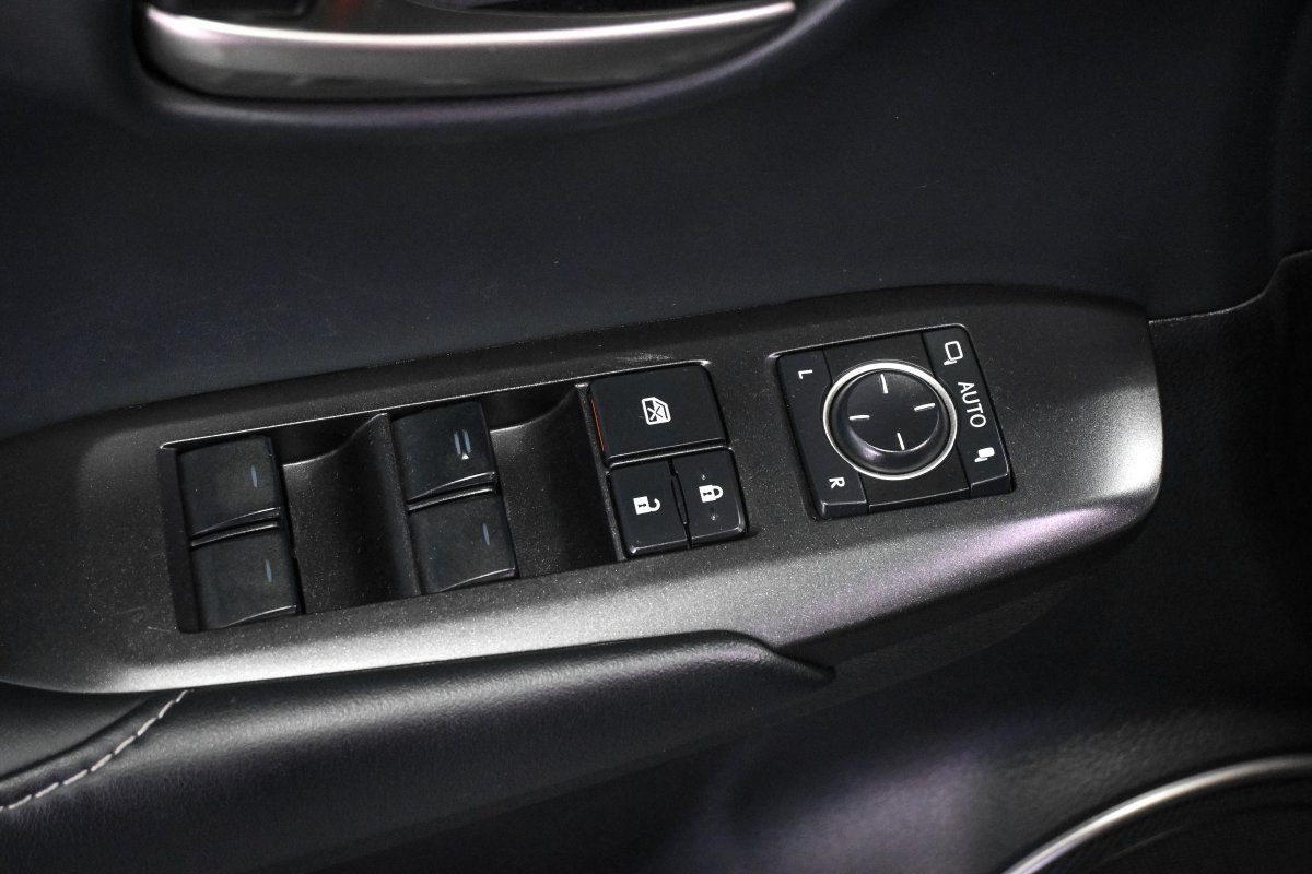 Foto Lexus NX 28
