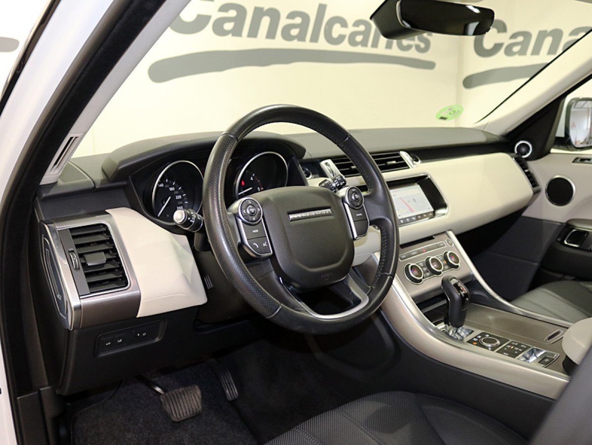 Foto Land-Rover Range Rover Sport 24