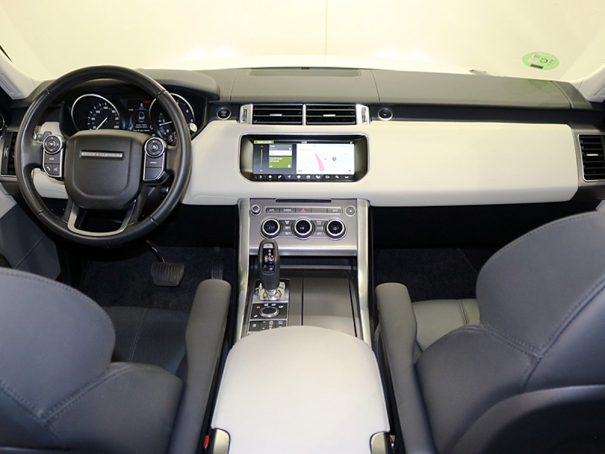 Foto Land-Rover Range Rover Sport 25