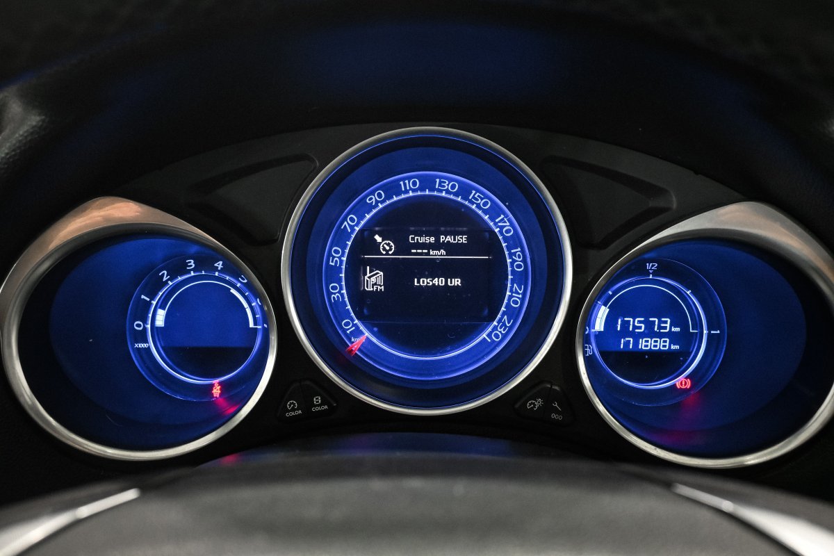 Foto DS Automobiles DS 4 13
