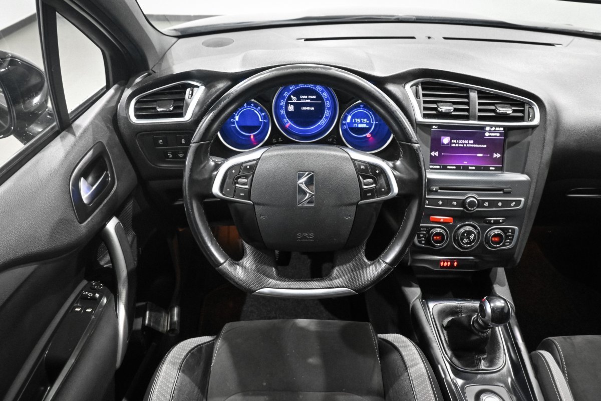Foto DS Automobiles DS 4 20