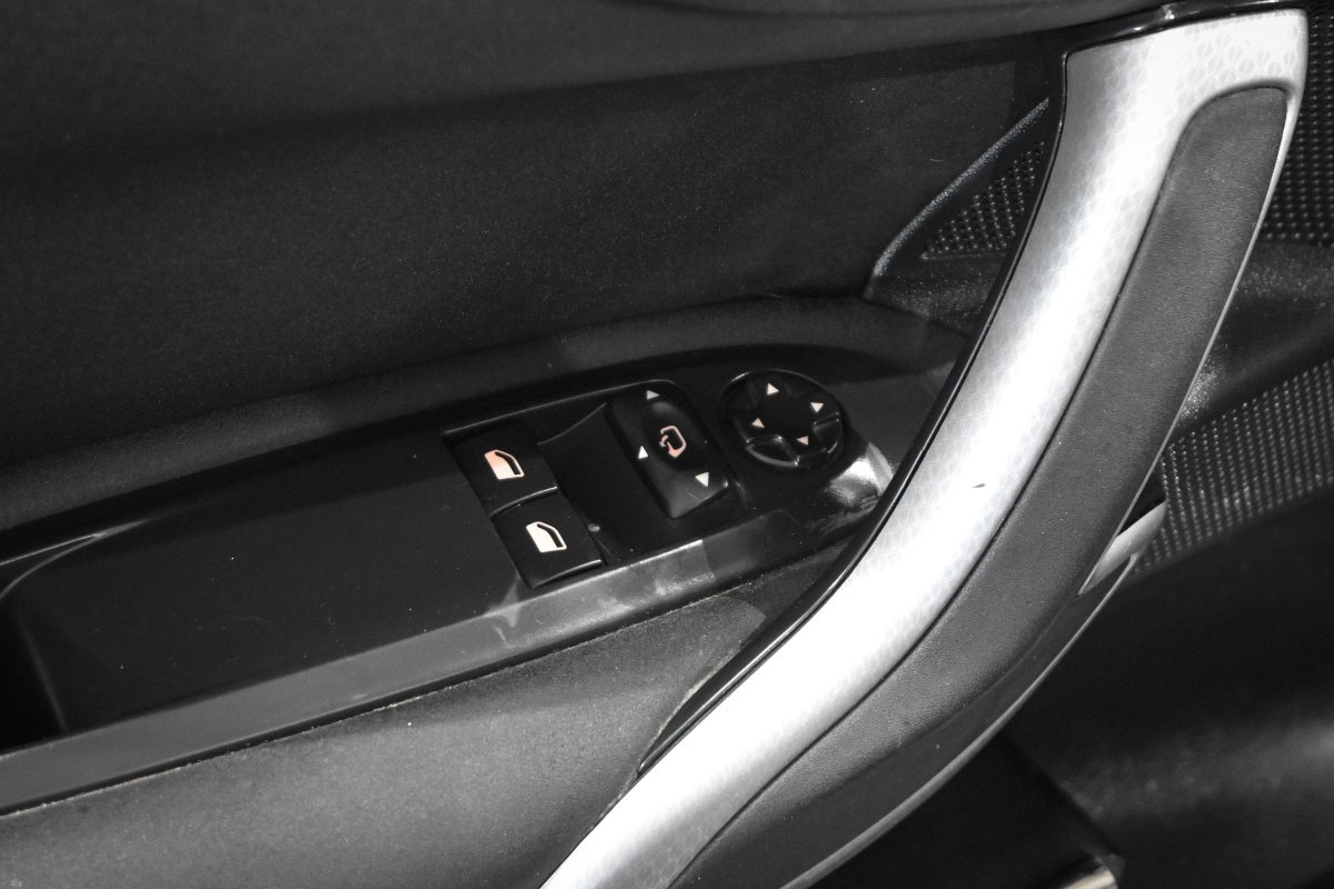 Foto DS Automobiles DS 4 28