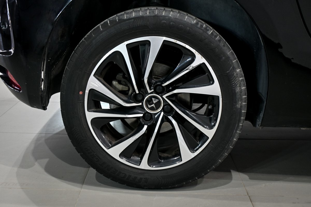 Foto DS Automobiles DS 4 29