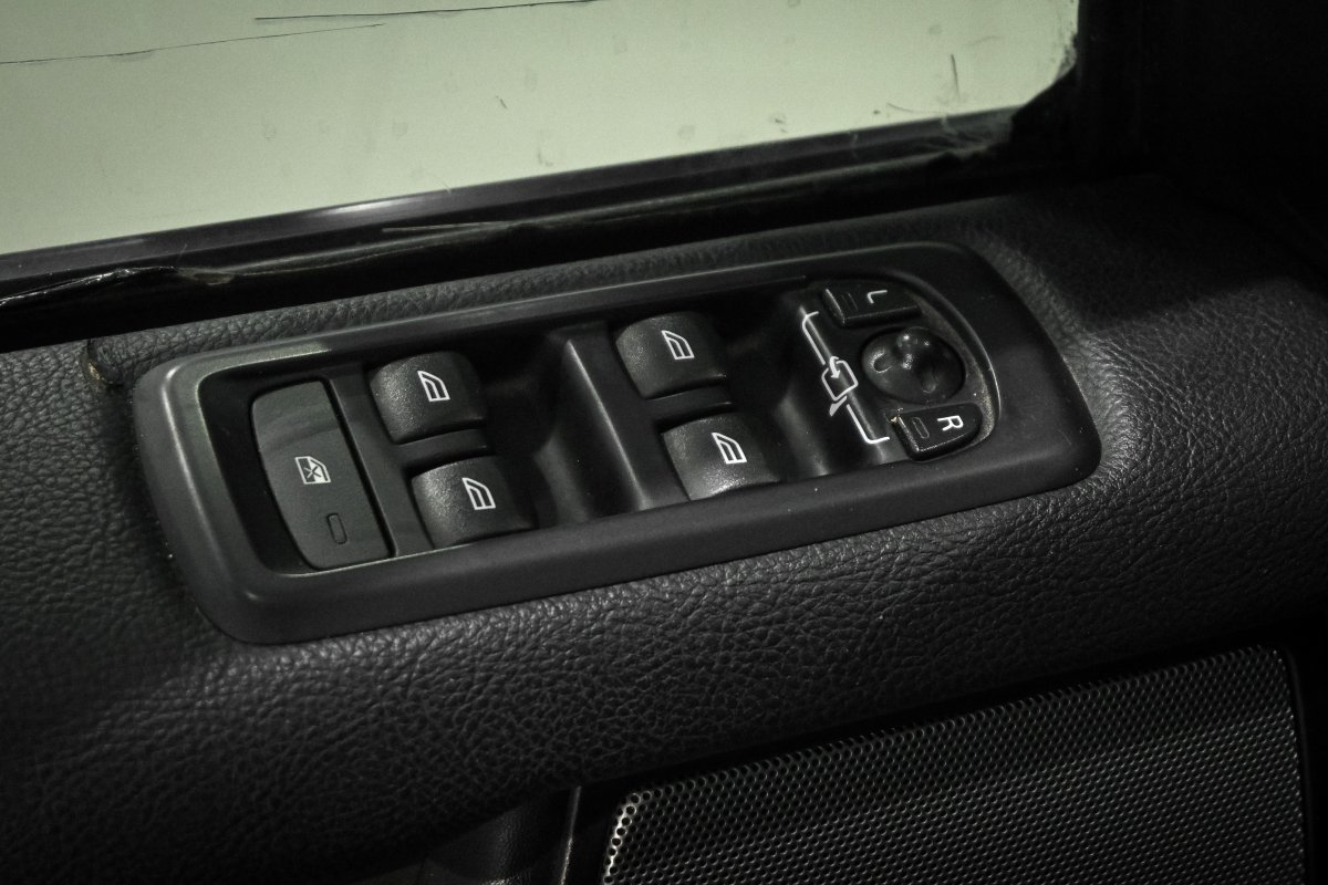 Foto Land-Rover Discovery 33