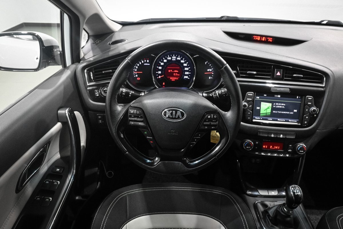 Foto Kia Ceed 22