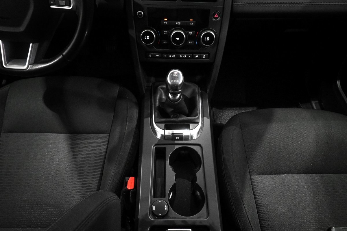 Foto Land-Rover Discovery Sport 24