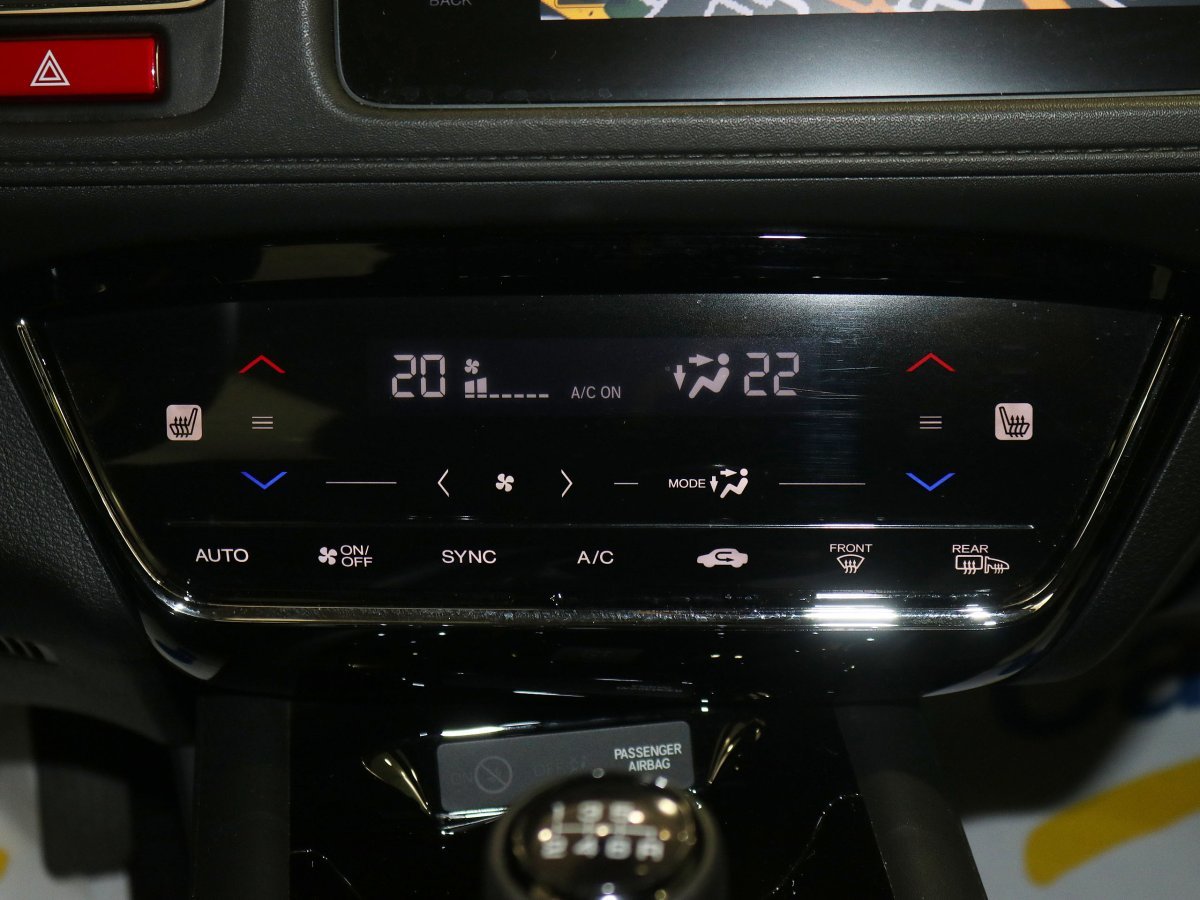 Foto Honda HR-V 21