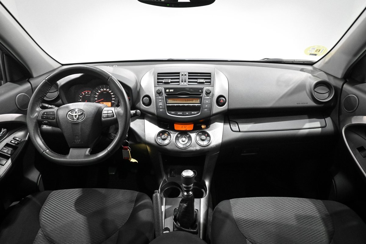 Foto Toyota Rav4 16
