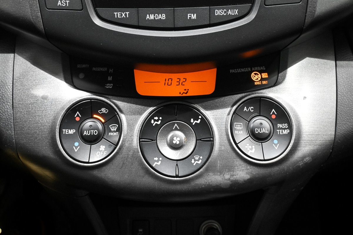 Foto Toyota Rav4 19