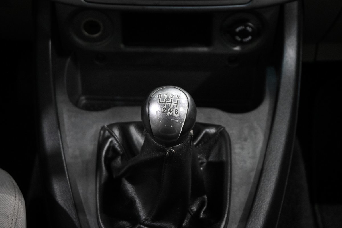 Foto SsangYong Rodius 20