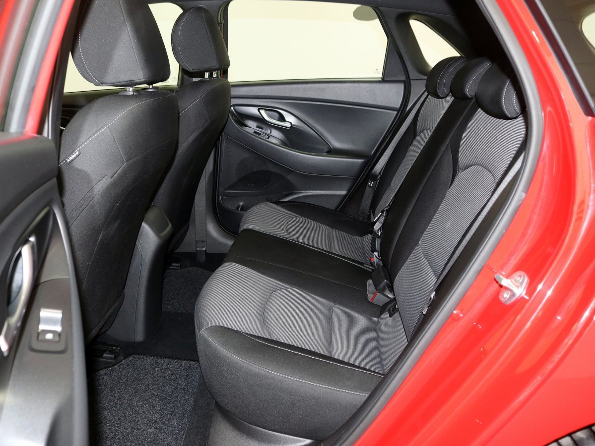 Foto Hyundai i30 15