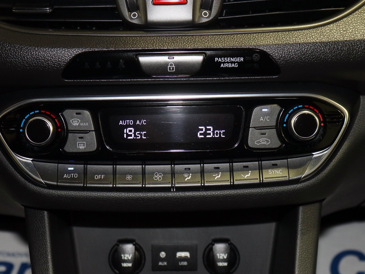 Foto Hyundai i30 22
