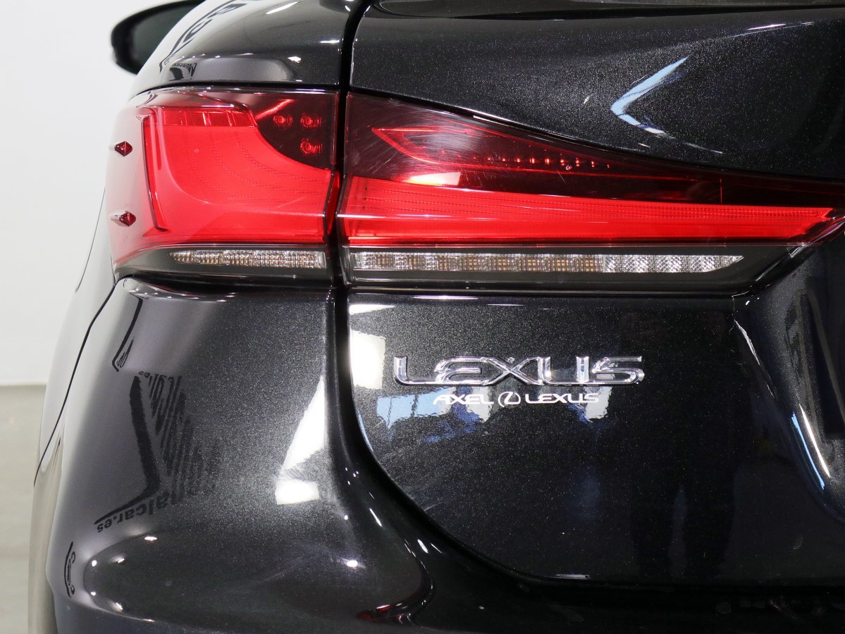 Foto Lexus CT 9