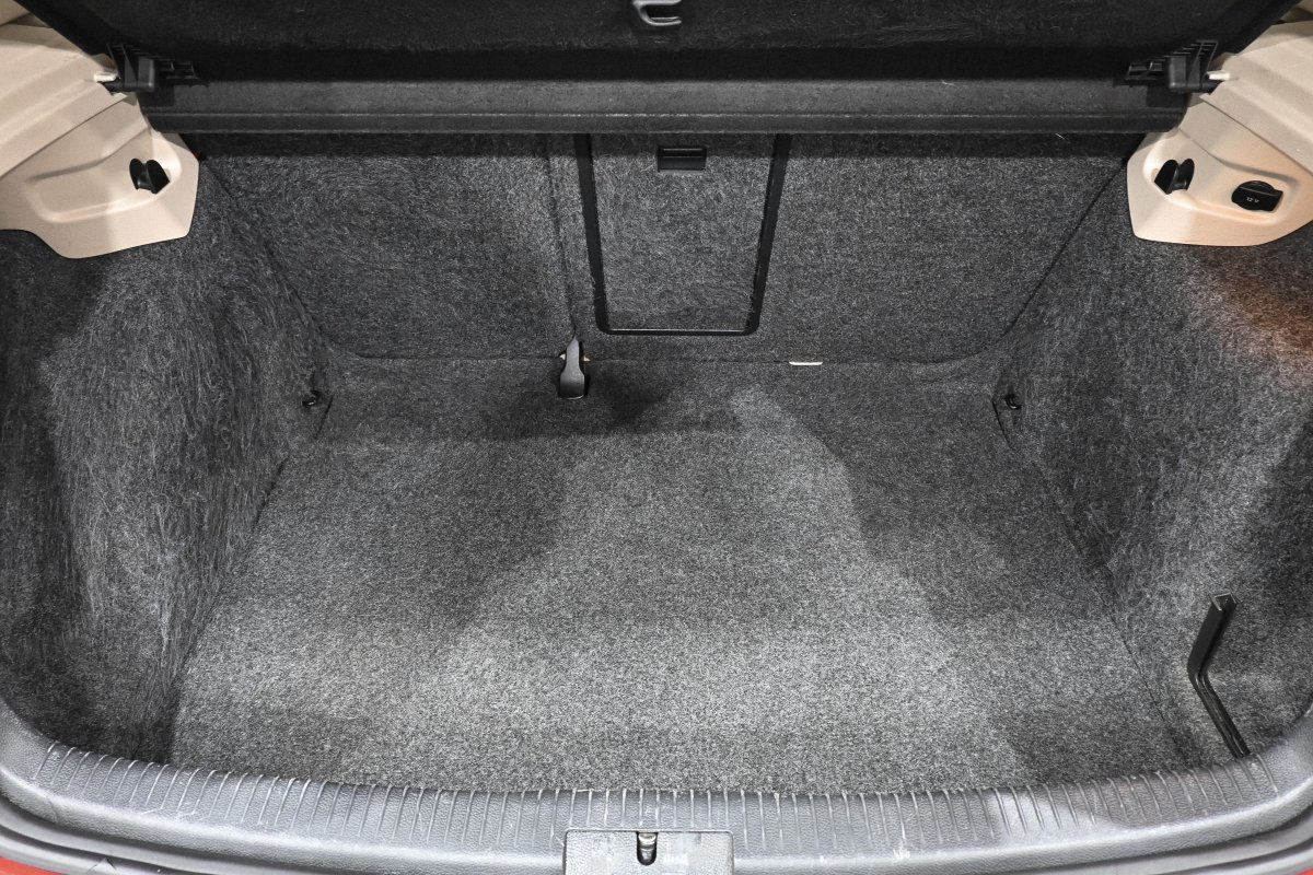 Foto Volkswagen Golf 8