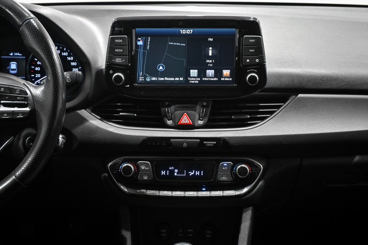 Foto Hyundai i30 14