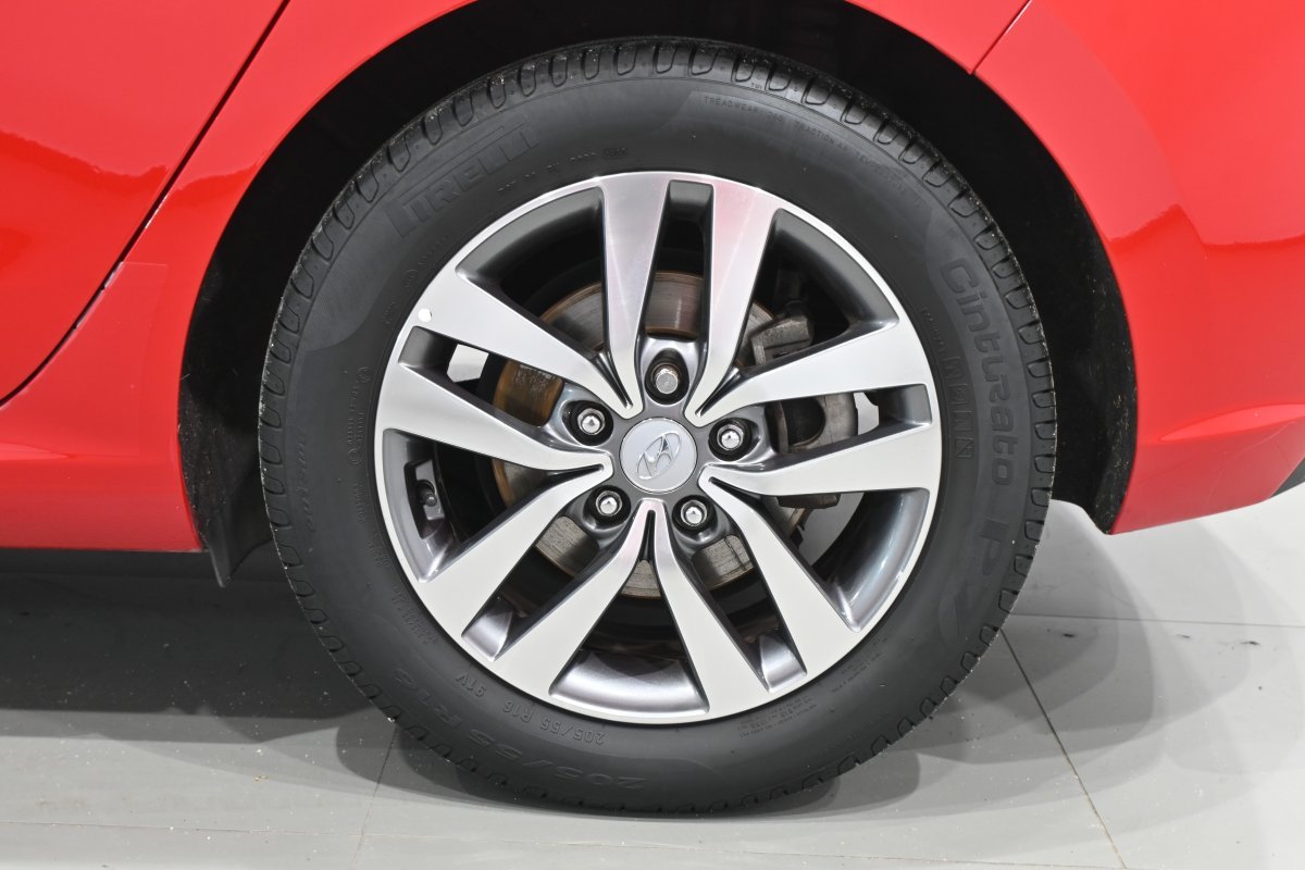 Foto Hyundai i30 29