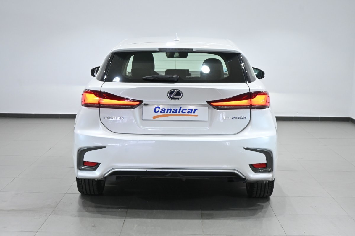 Foto Lexus CT 5