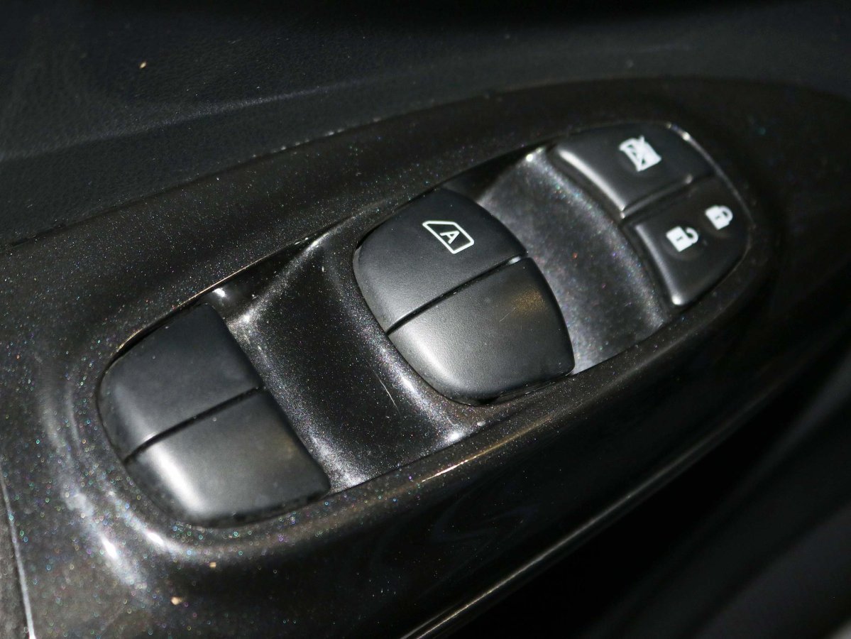 Foto Nissan Juke 24
