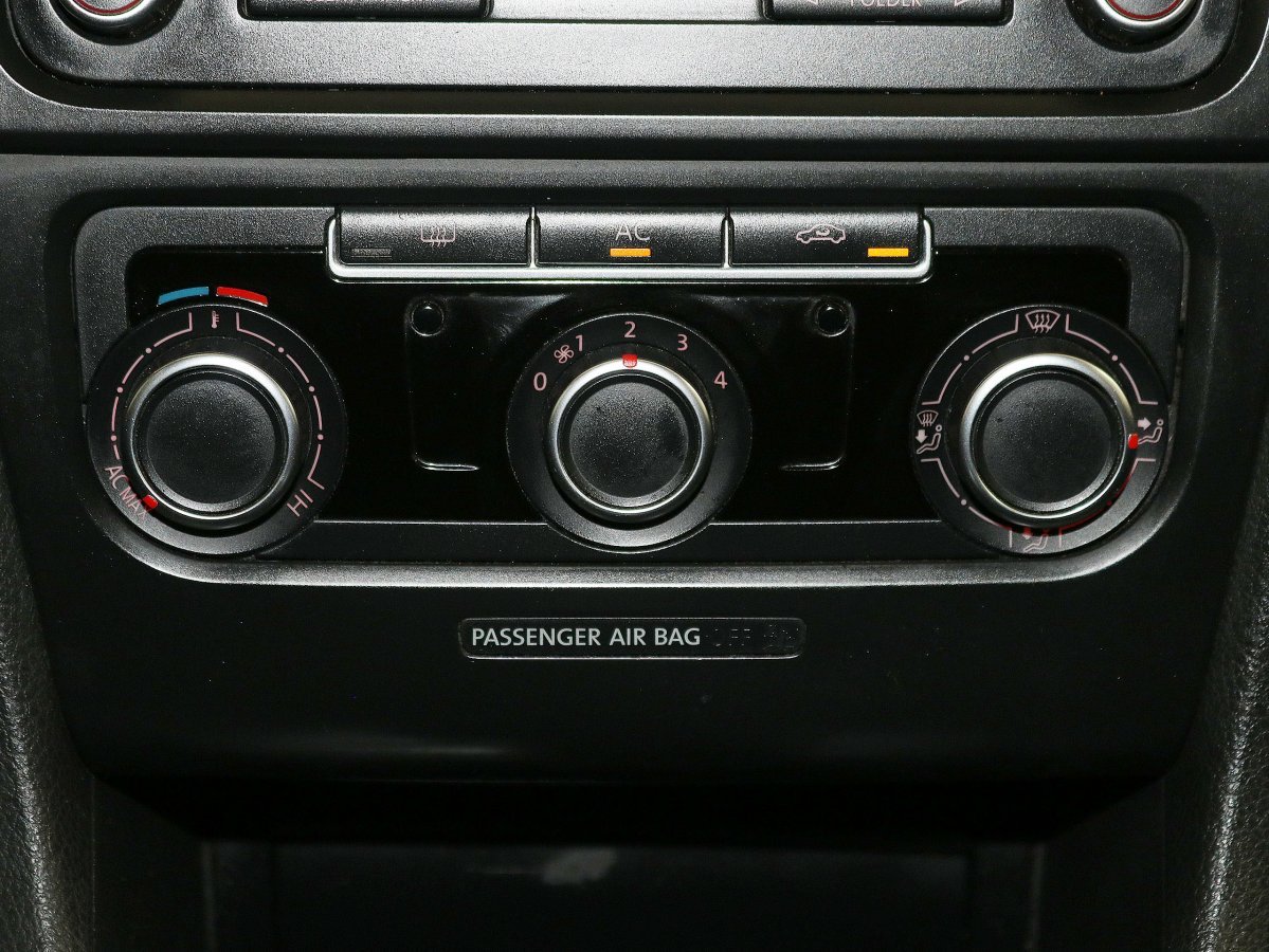 Foto Volkswagen Golf 17