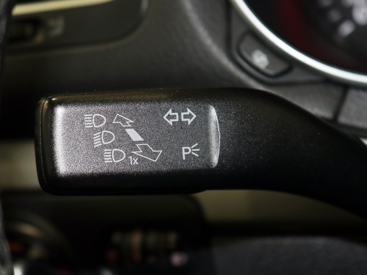 Foto Volkswagen Golf 23