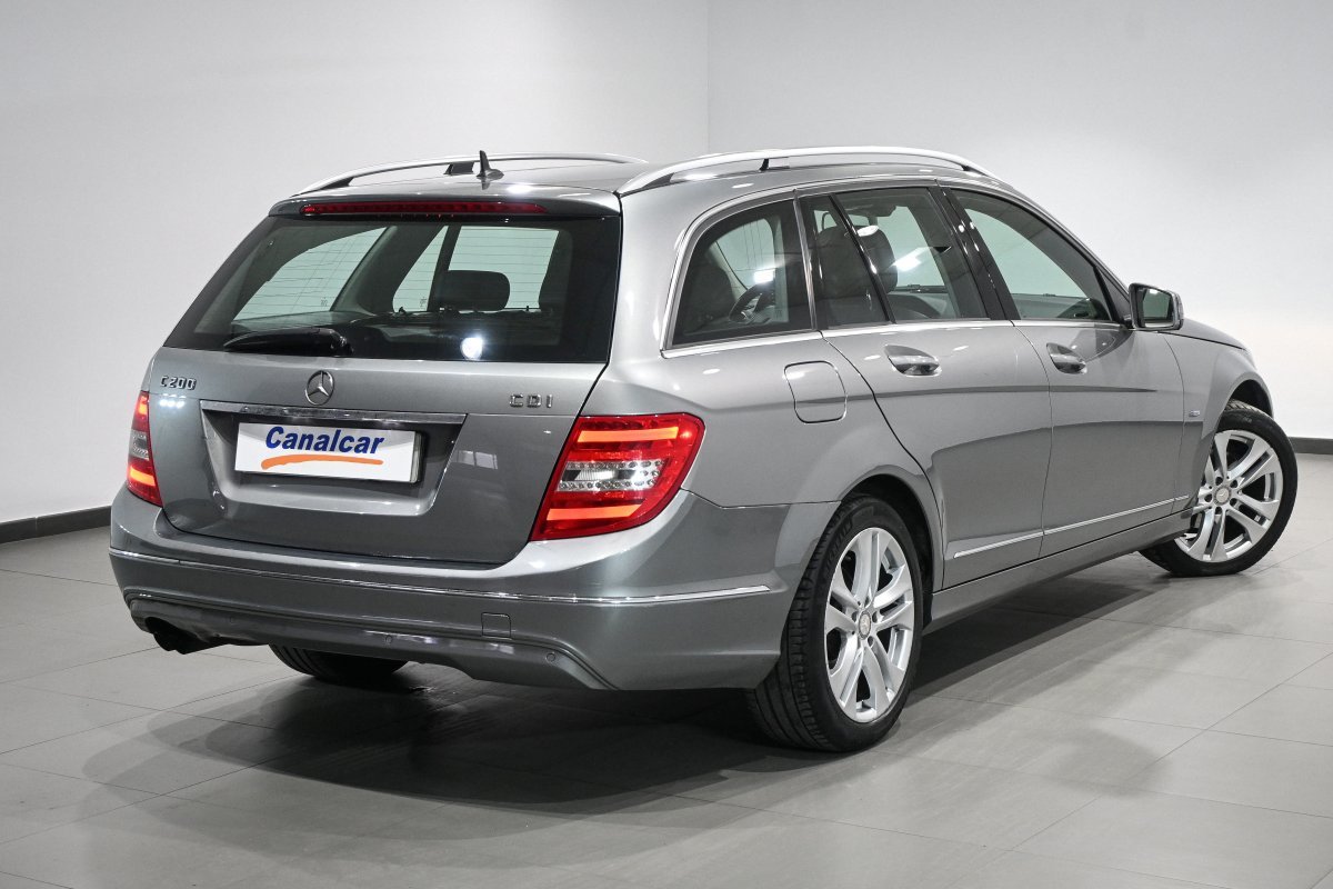 Foto Mercedes-Benz Clase C 4