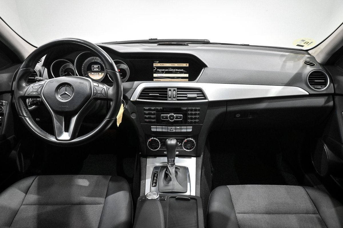 Foto Mercedes-Benz Clase C 17
